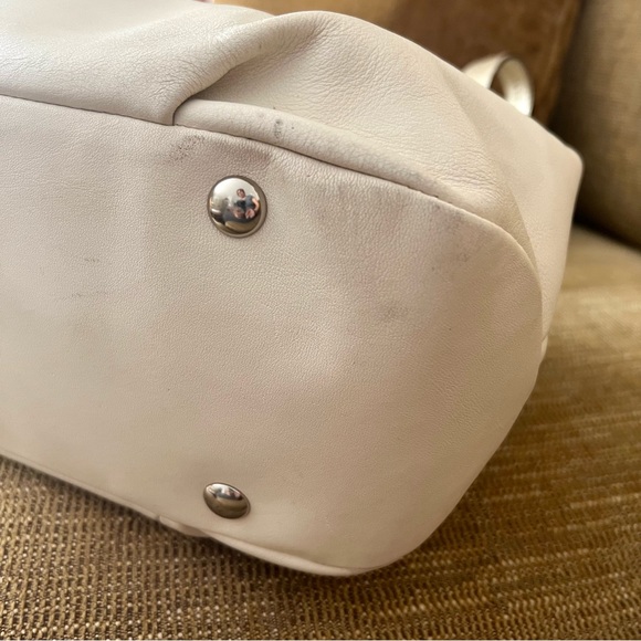 Coach cream and metallic gold lovely leather shoulder bag with lavender … - Picture 8 of 17